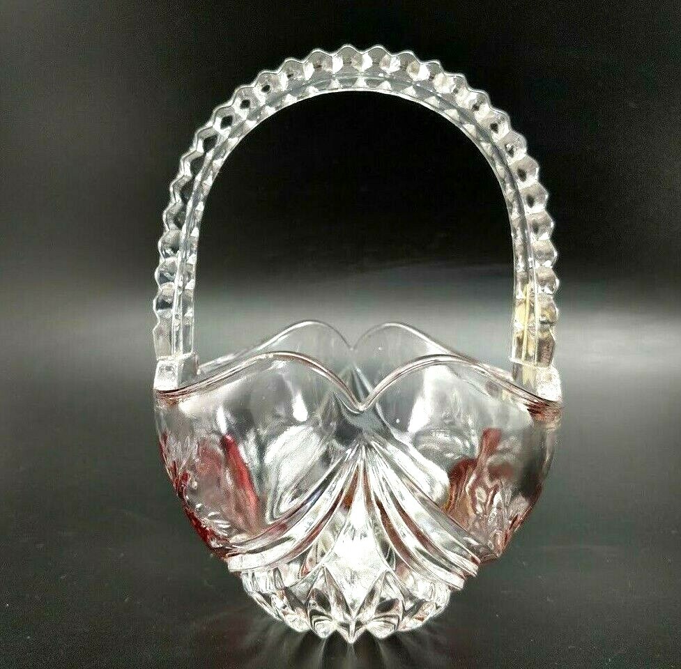 Anna Hutte Bleikristall Germany Hand Cut Lead Crystal Basket Handle Red Flower