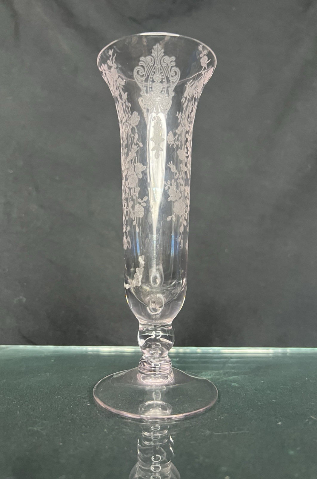 Vtg Cambridge Heatherbloom Rose Point Etched 6″ Trumpet Bud Vase Rare Color