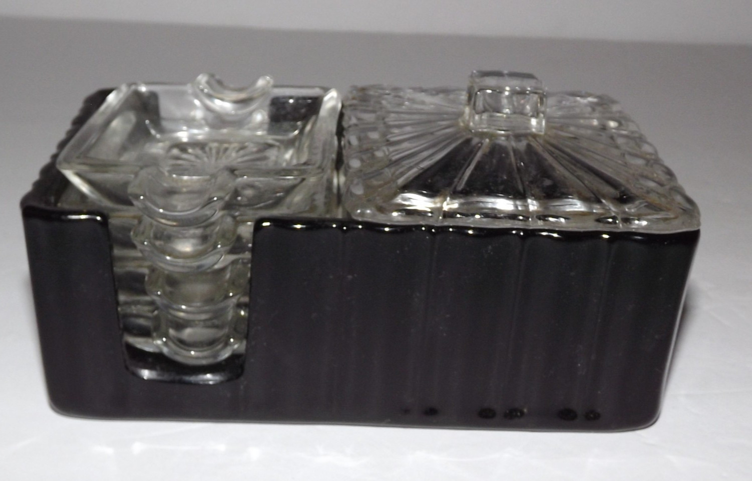 Vtg Retro Black Glass Cigarette Holder Box Clear Lid 4 Double Ashtrays Complete