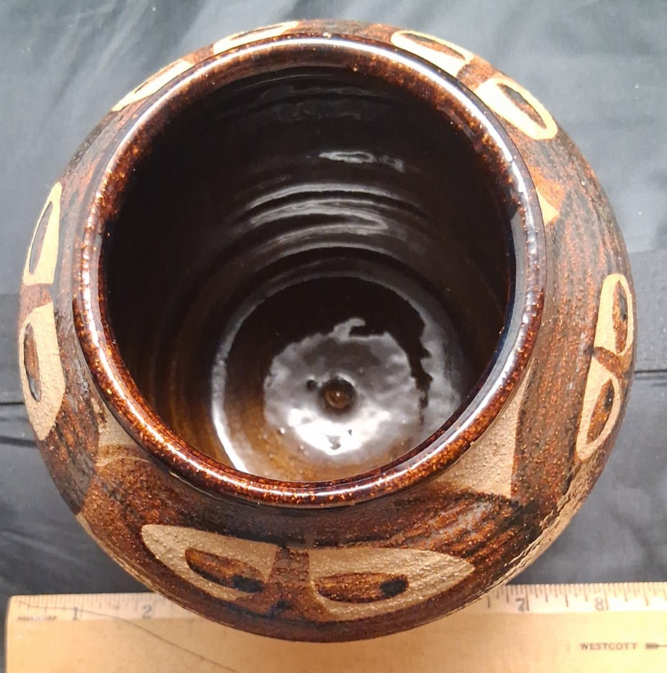 Studio Art Pottery with Abstract Glazed Figures, possibly Anthropomorphic