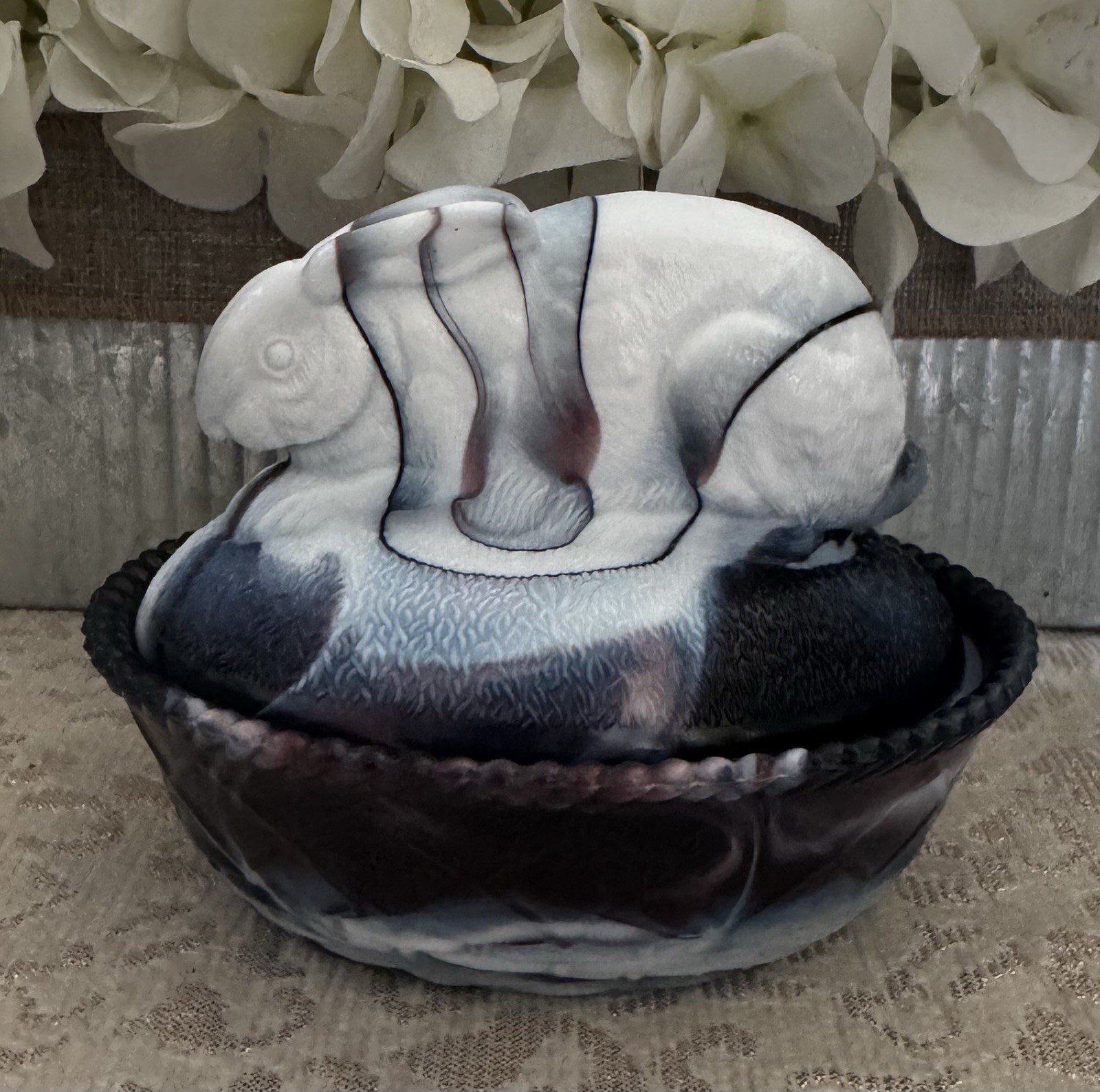 Vintage Westmoreland Slag Glass Dish Bunny Nest Purple White Amethyst Swirl 5.5”