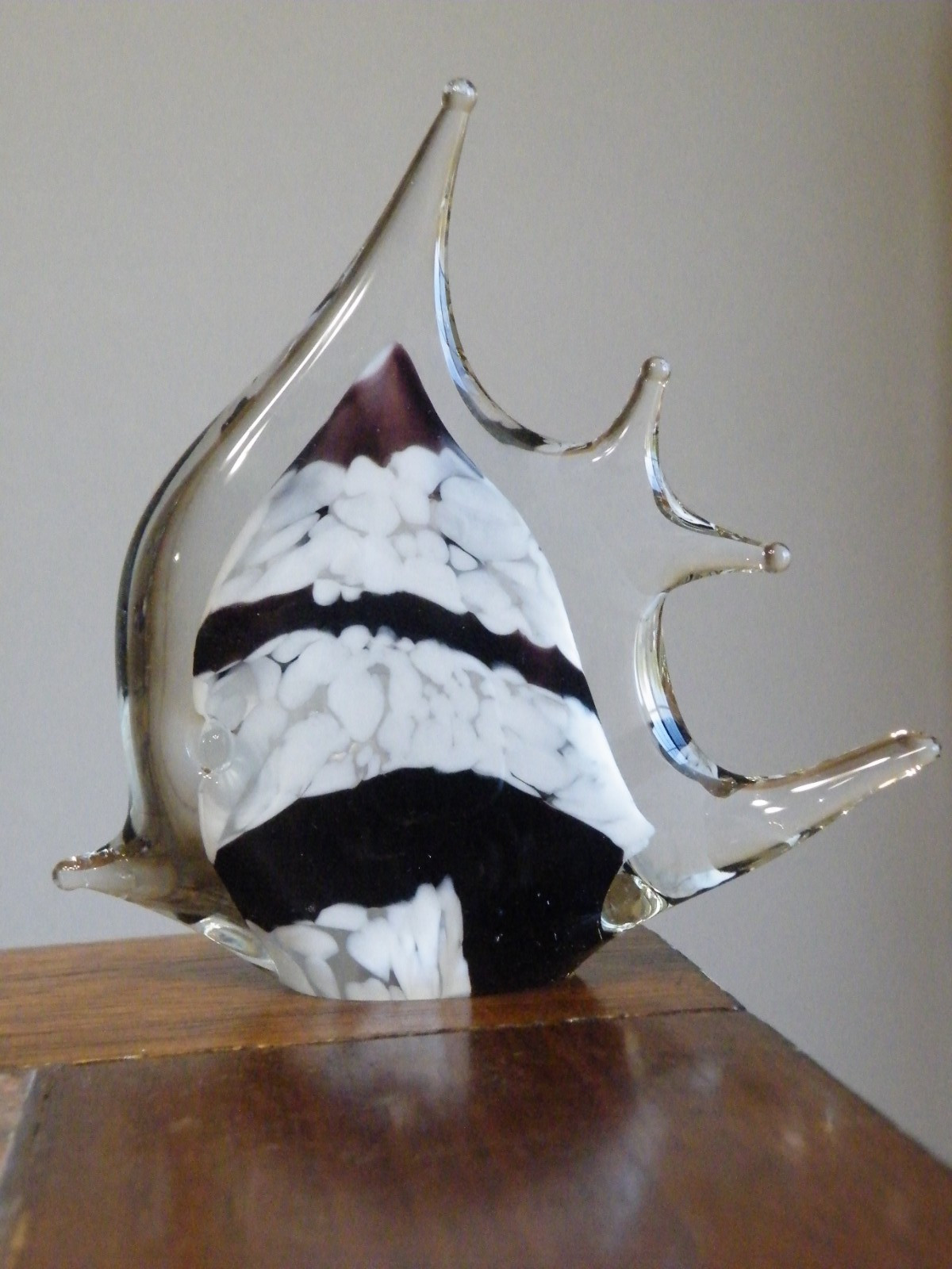 Vintage ART Glass ANGEL FISH Striped FIGURINE 4-1/4″ Tall – Free Ship