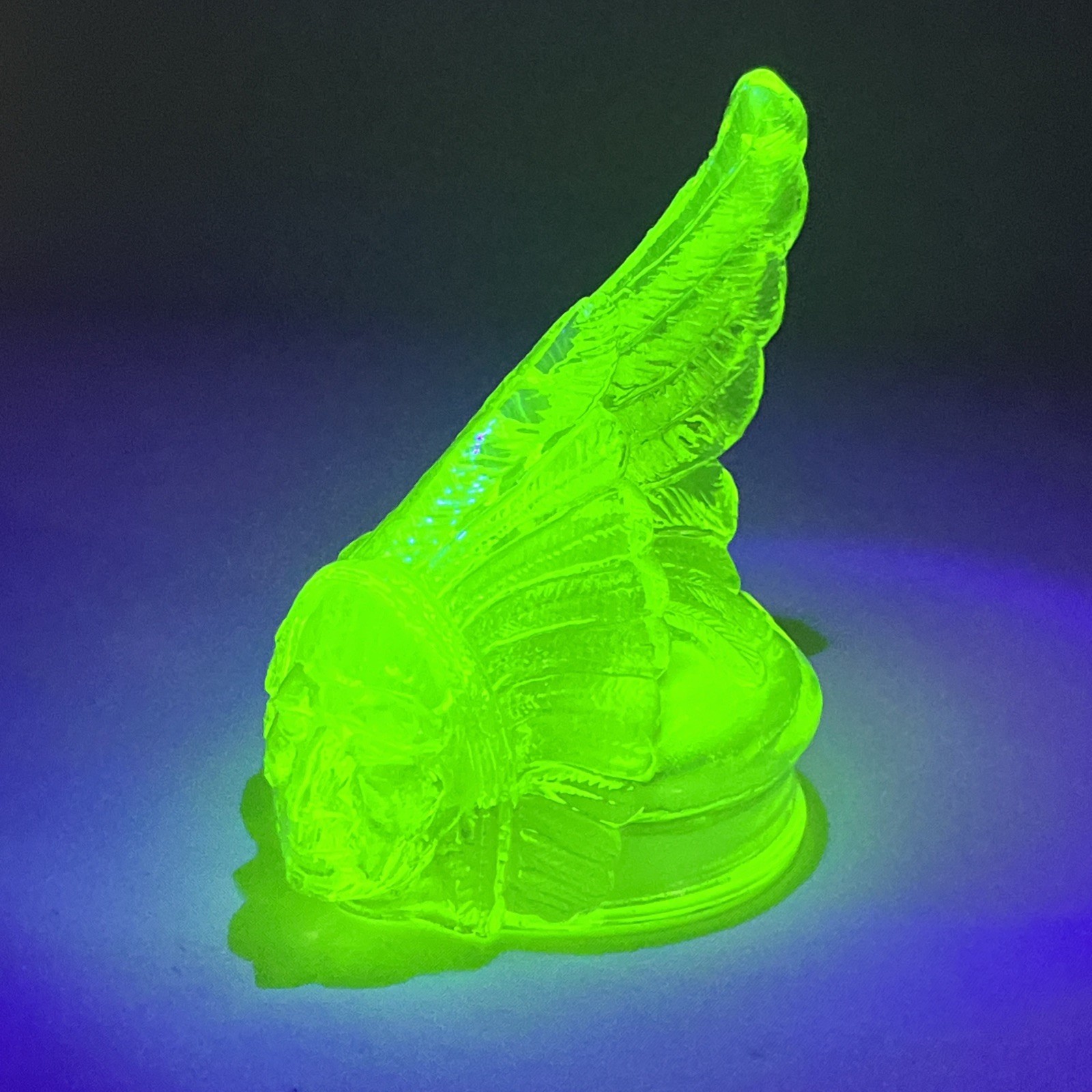 Boyd’s Glass Indian Chief Head UV Uranium 1981 Hood Ornament
