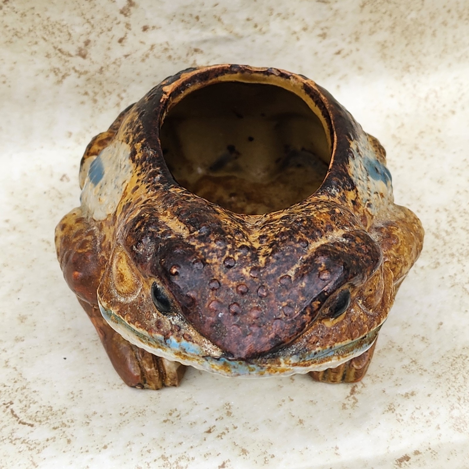 Realistic Vintage Real Art Pottery Garden Frog Sculpture Statue Matte Approx. 6″