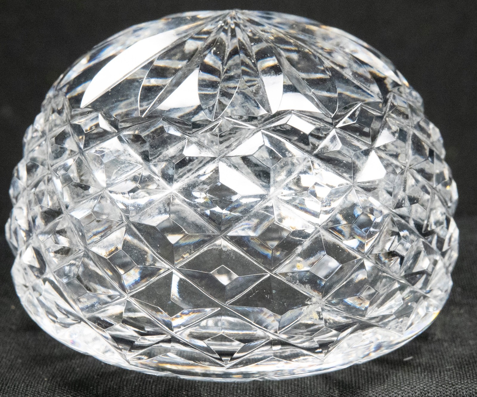 Waterford Crystal Dome Shape Hollow Round Star Cut Paperweight 3 1/2″ Diameter