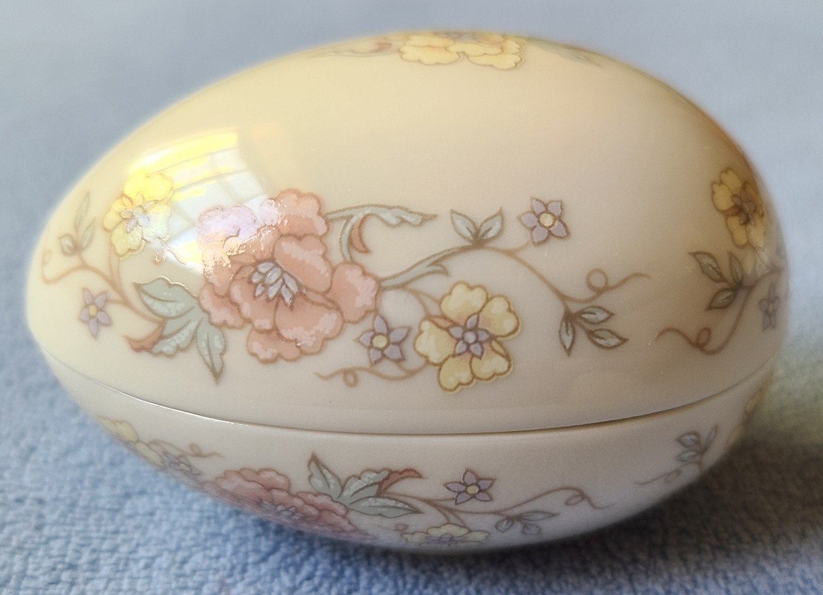 Pickard Danbury Mint Ivory Porcelain Easter Egg Box Fancy Flowers USA
