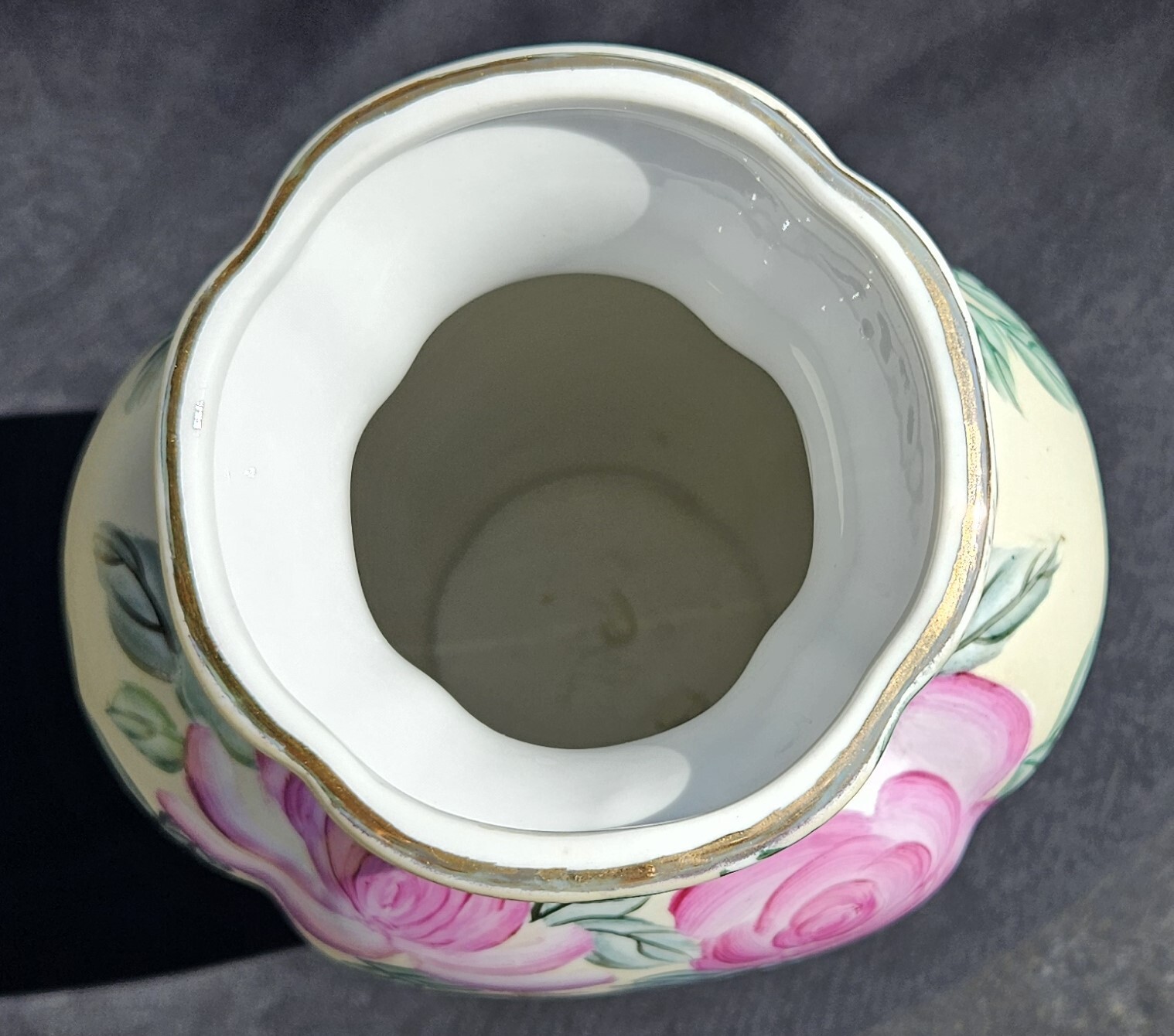 Gorgeous!!! ANDREA by SADEK “Couture Rose” from the Oscher Collection 12.5″ VASE