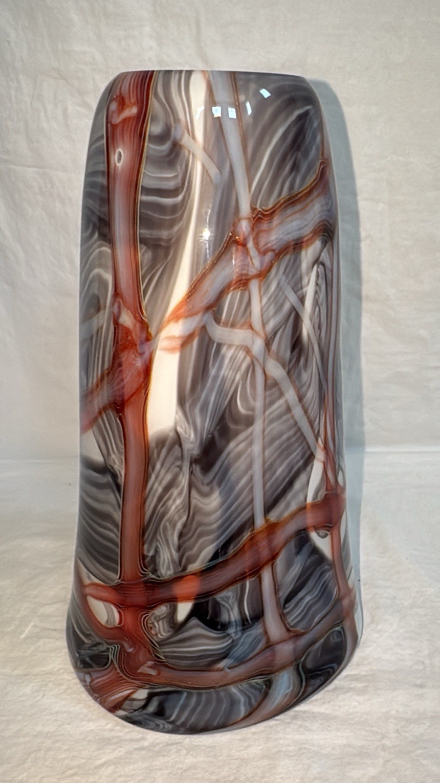 Rare Orient and Flume Gray & White with Rust Swirls and Aventurine Veins Vase 9”