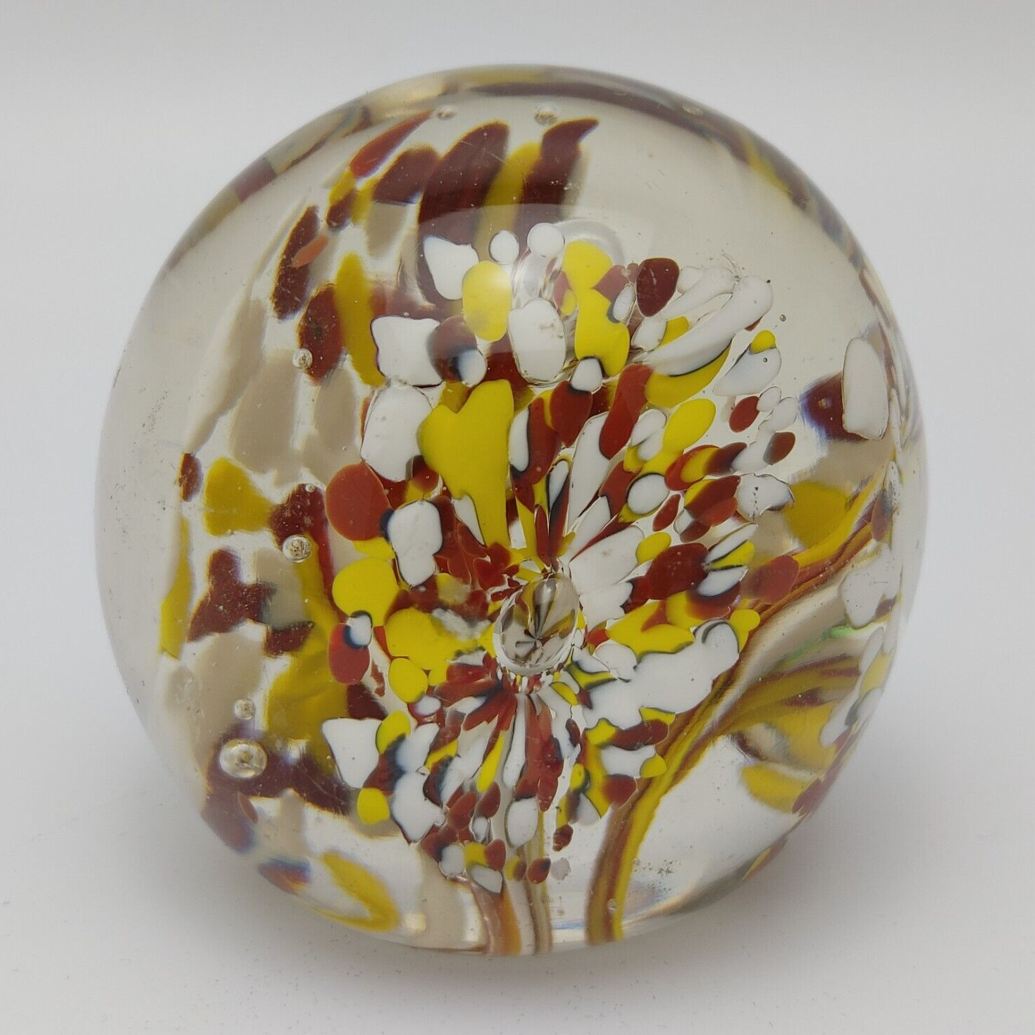 Vintage Floral Abstract Paperweight 2.5″ Art Glass Yellow White Red Flowers