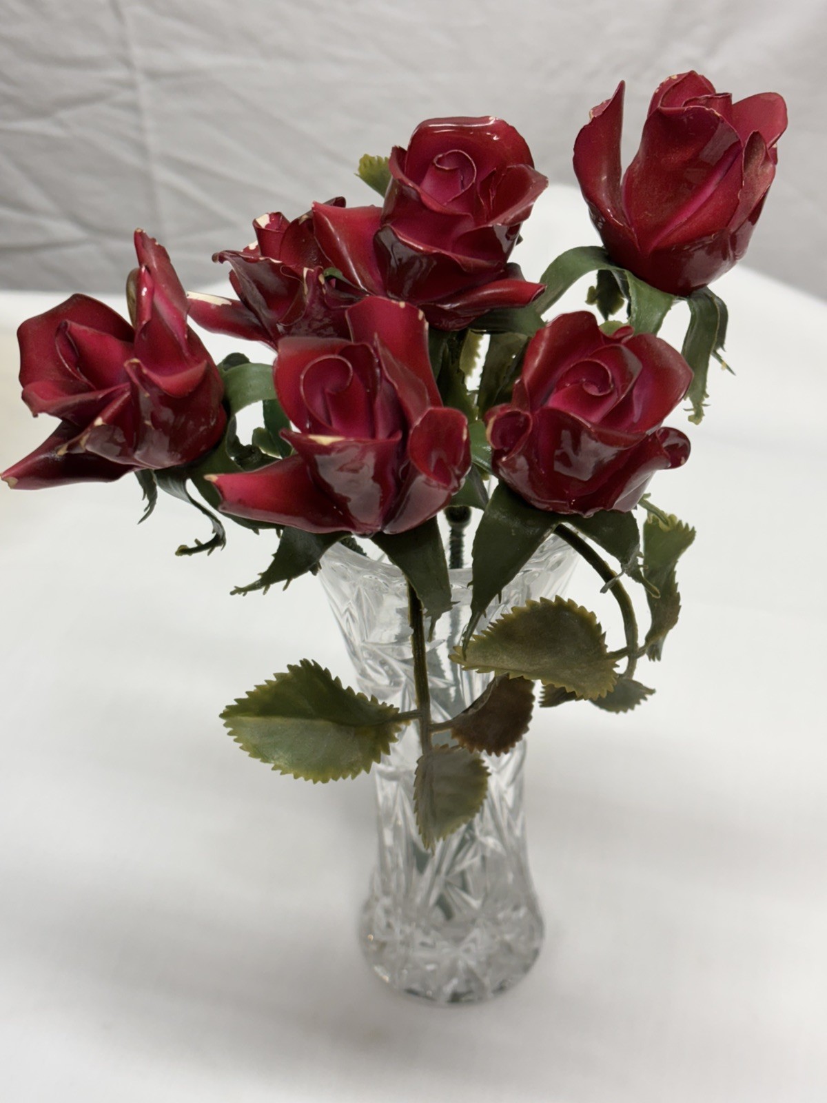 Fine Porcelain Flowers – 6 Red Rose Bunch Hand Sculpted w/6″ Lenox Crystal vase