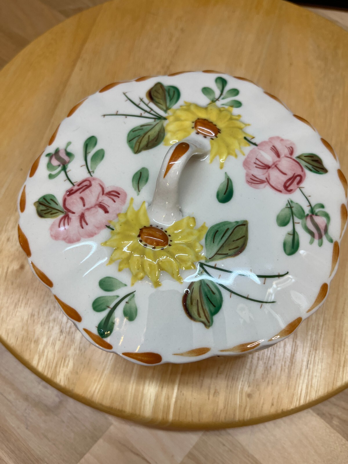 Blue Ridge Southern Potteries Covered Dresser / Powder Box Floral Hand Painted