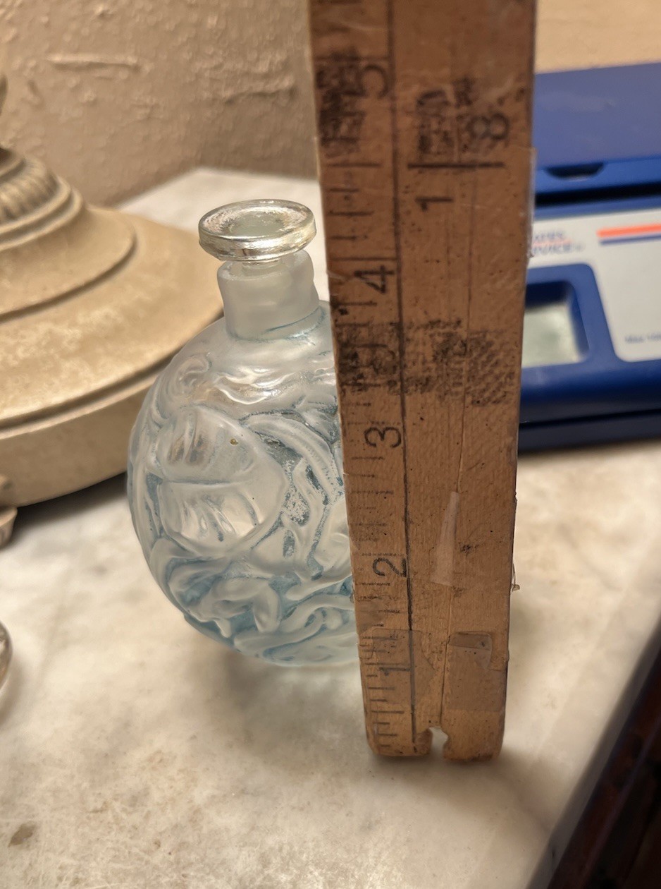 R. LALIQUE JAYTHO PERFUME BOTTLE Water, Lilies, And Frogs