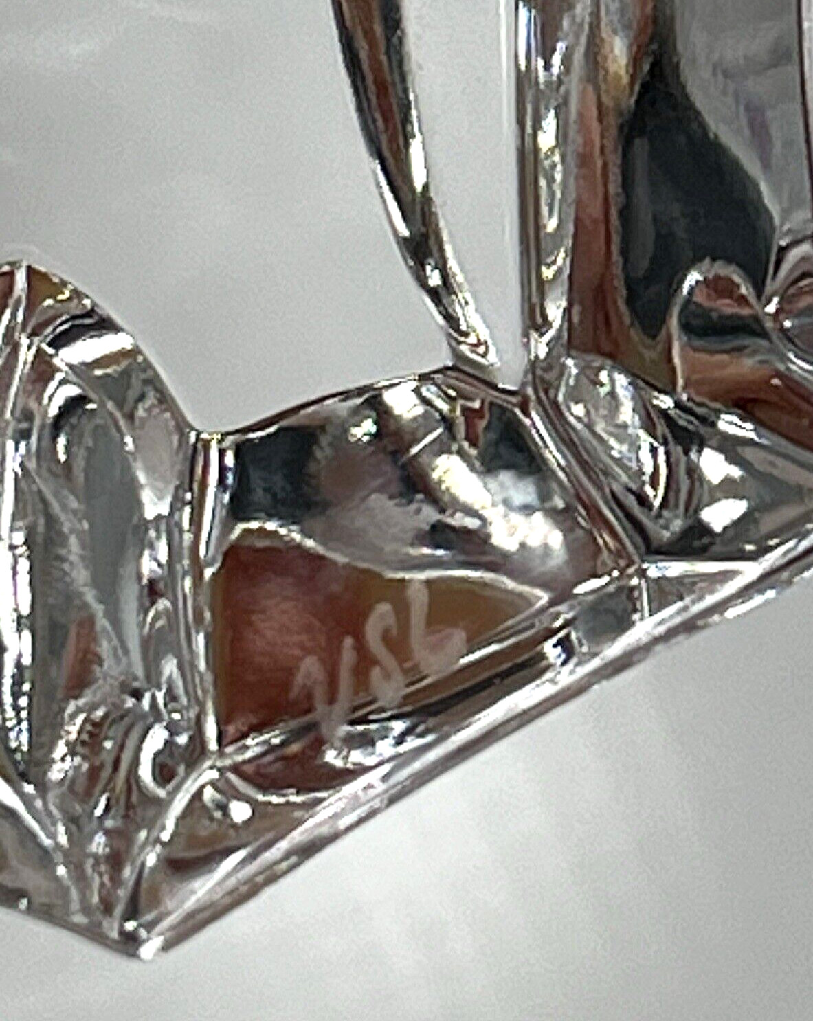 CRYSTAL GLASS PAPERWEIGHT VAL ST LAMBERT Crocodile, Alligator ENGRAVING – Signed