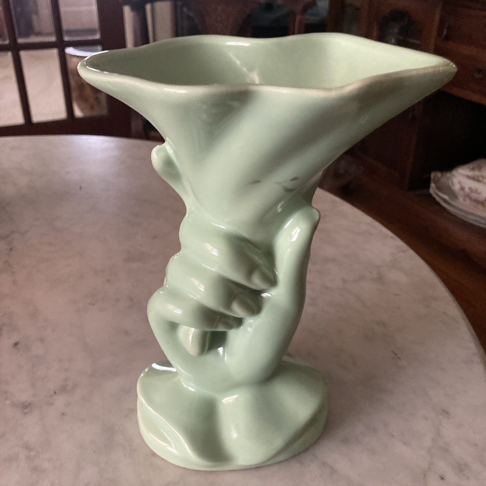 VTG Hull Mint Green Pottery Cornucopia Hand Vase 83 8”