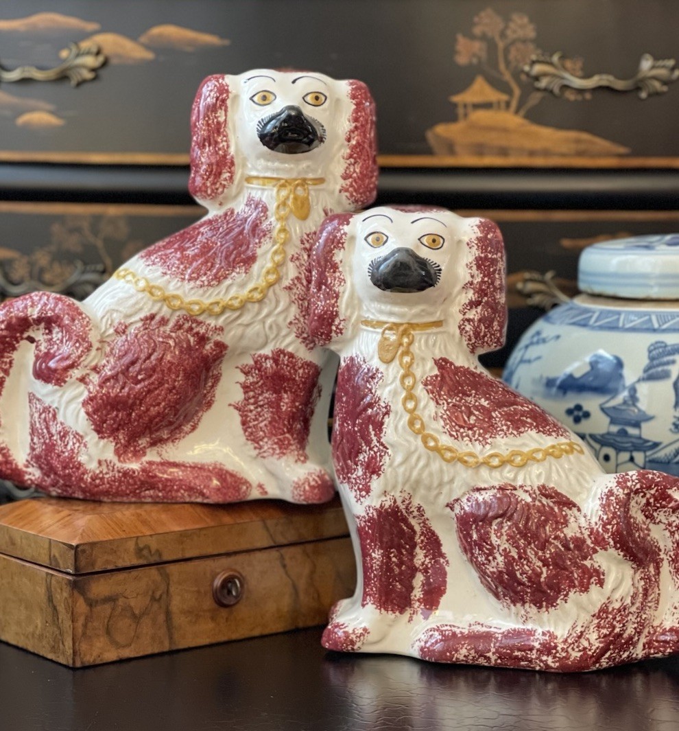 Magnificent Rare 19C English Staffordshire Spaniel Mantle Dog Pair Burgundy 9.5”