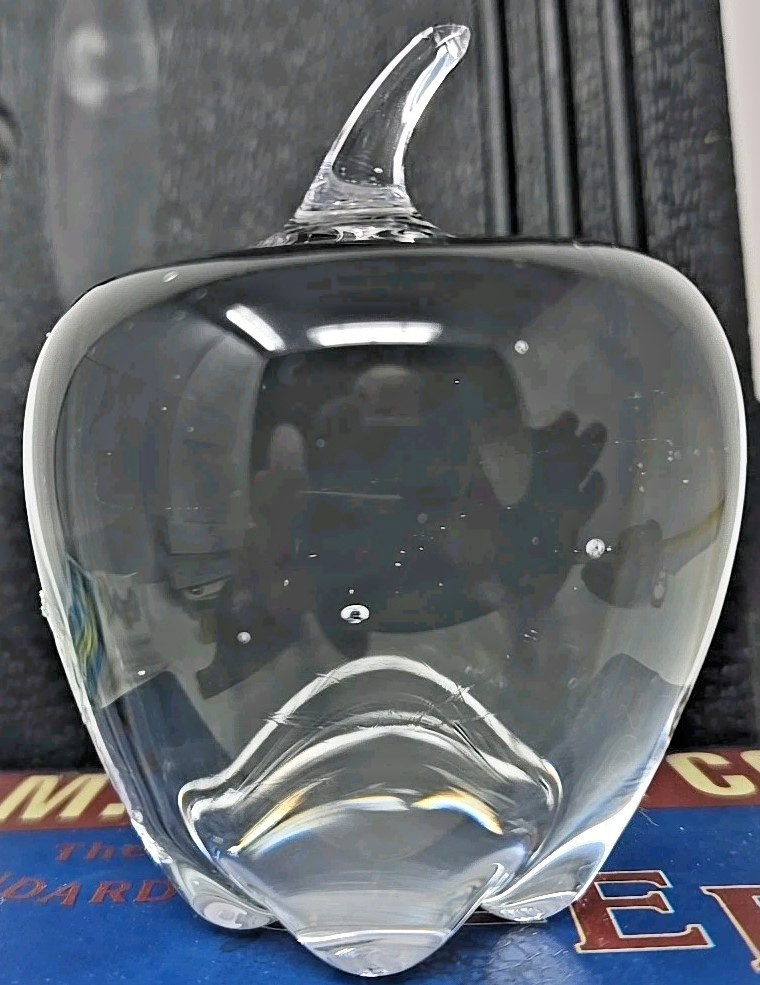 VTG Arnale Crystal Glass Apple Paperweight 3.5″ Classic Gift 1986
