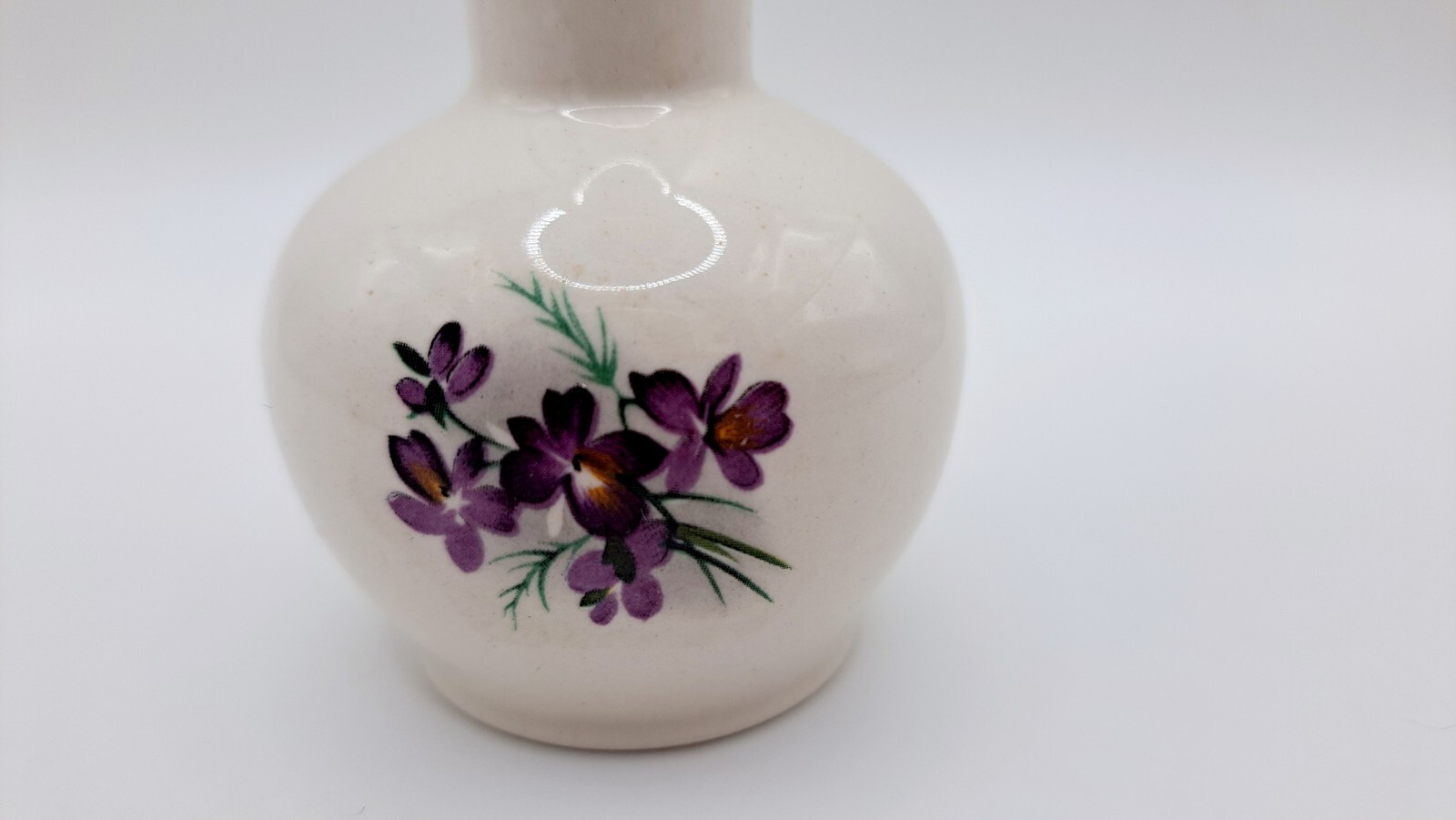 Vintage Bud Vase Violet Floral 5.25″x2.25 Lord Nelson England 3710