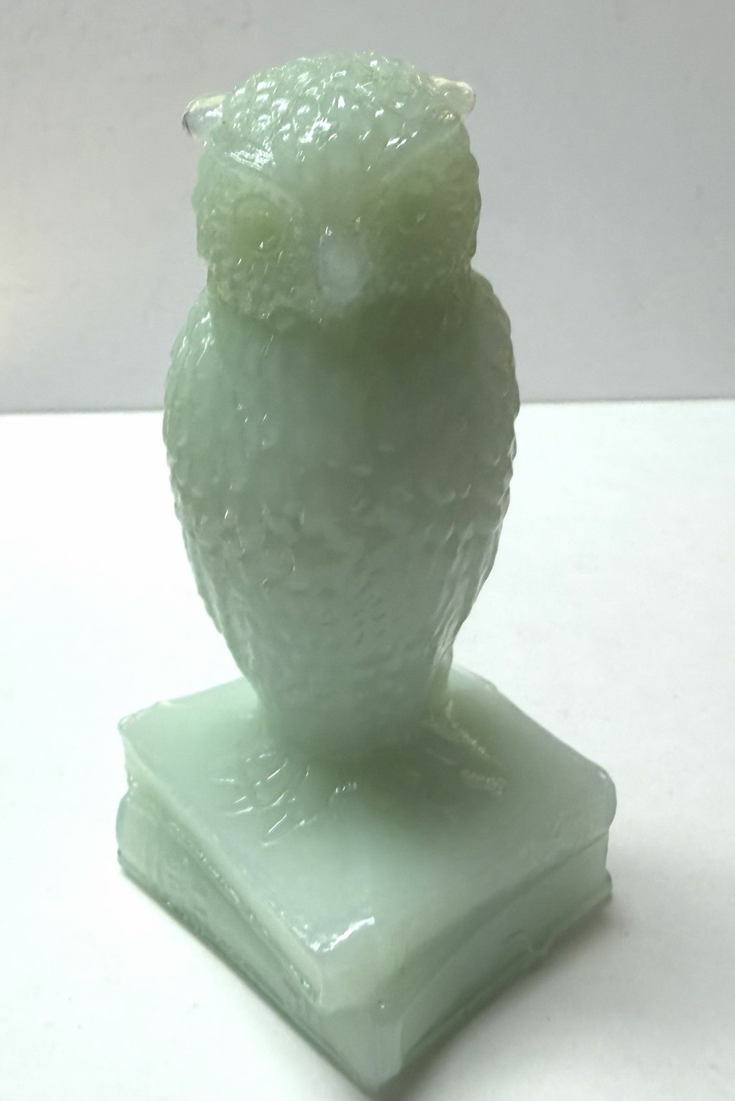 Vintage Degenhart Uranium Glass Solid Cloudy Pale Green Owl On Books Figurine