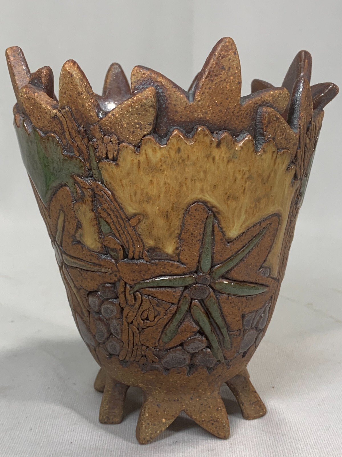 Signed *LIZ ROBERTSON* Cricket Hill Pottery – Planter Vase 1988 ONE OF A KIND !