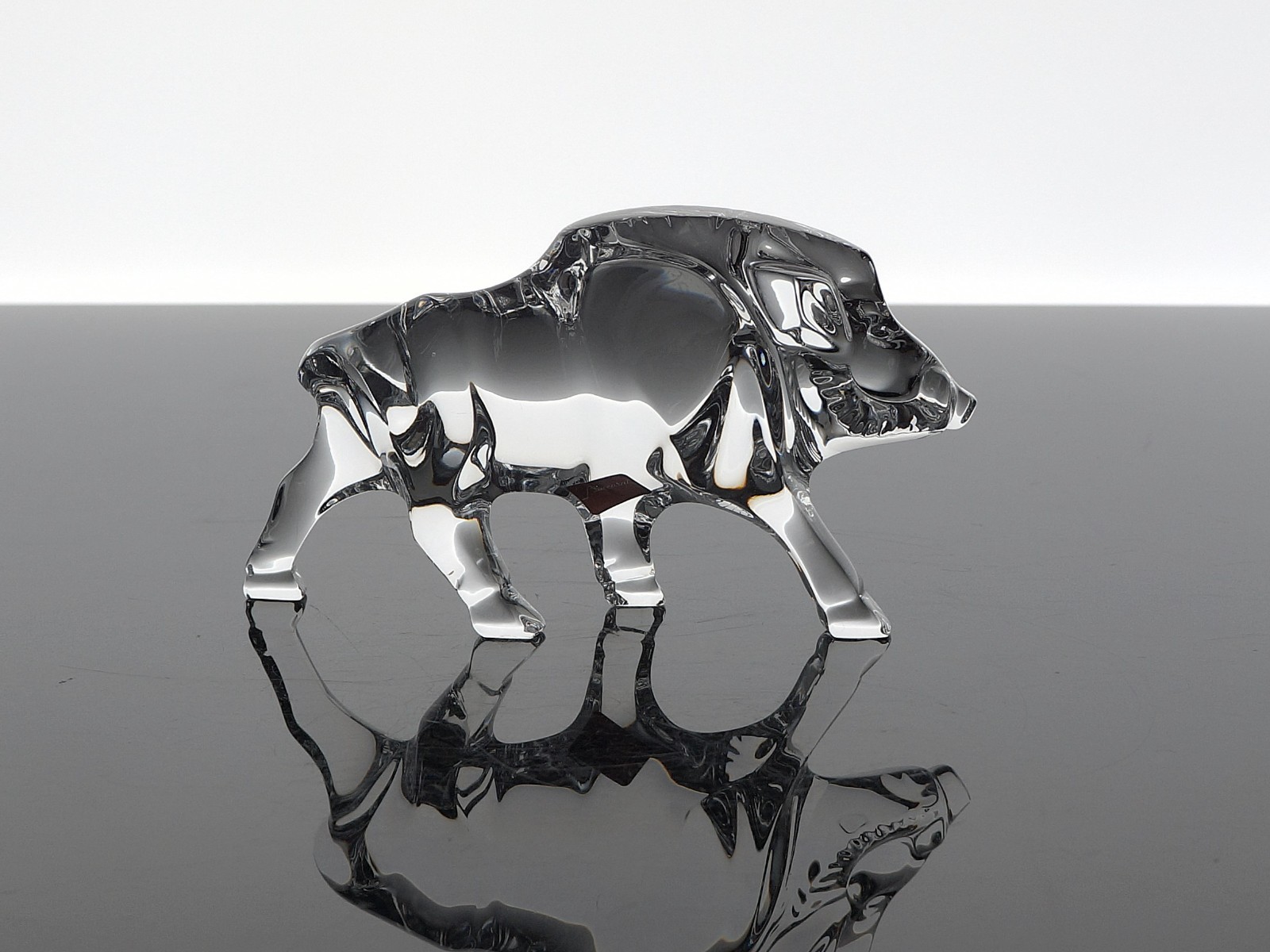 BACCARAT CHINESE ZODIAC BOAR RAZORBACK (2106518) CLEAR CRYSTAL FIGURINE – 2007