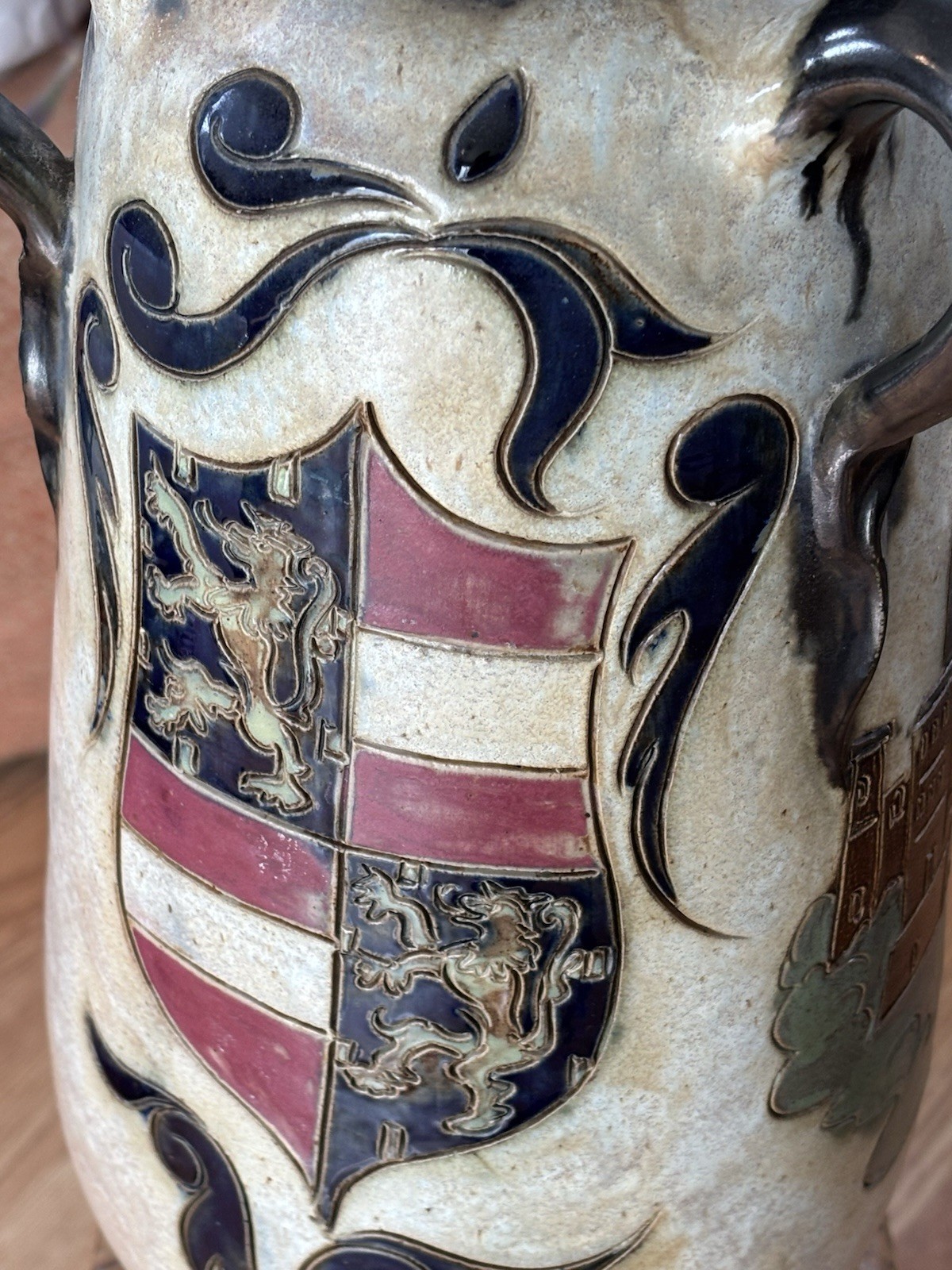 Roger Guerin Luxembourg Castle Lion Crest Salt Glaze Stoneware Art Deco Vase EUC
