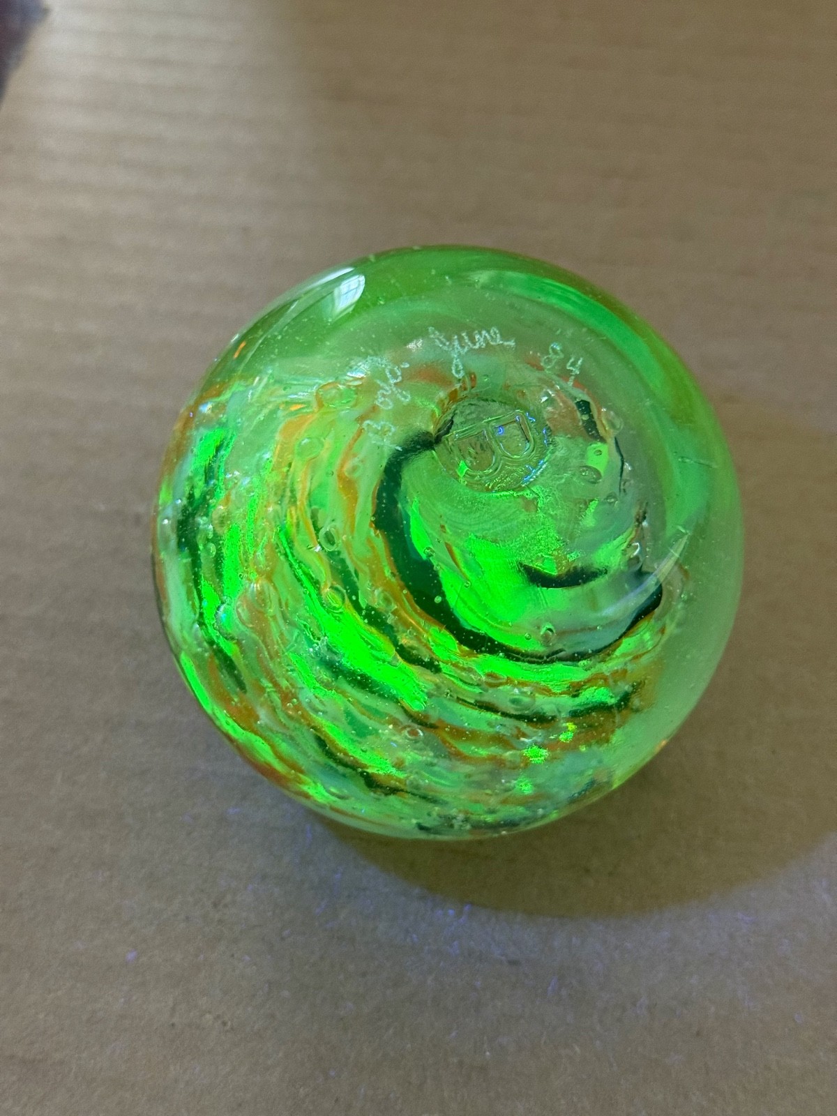 Boyd URANIUM Glass Controlled Bubble Paperweight Stamped & Etch Signed 3 inch