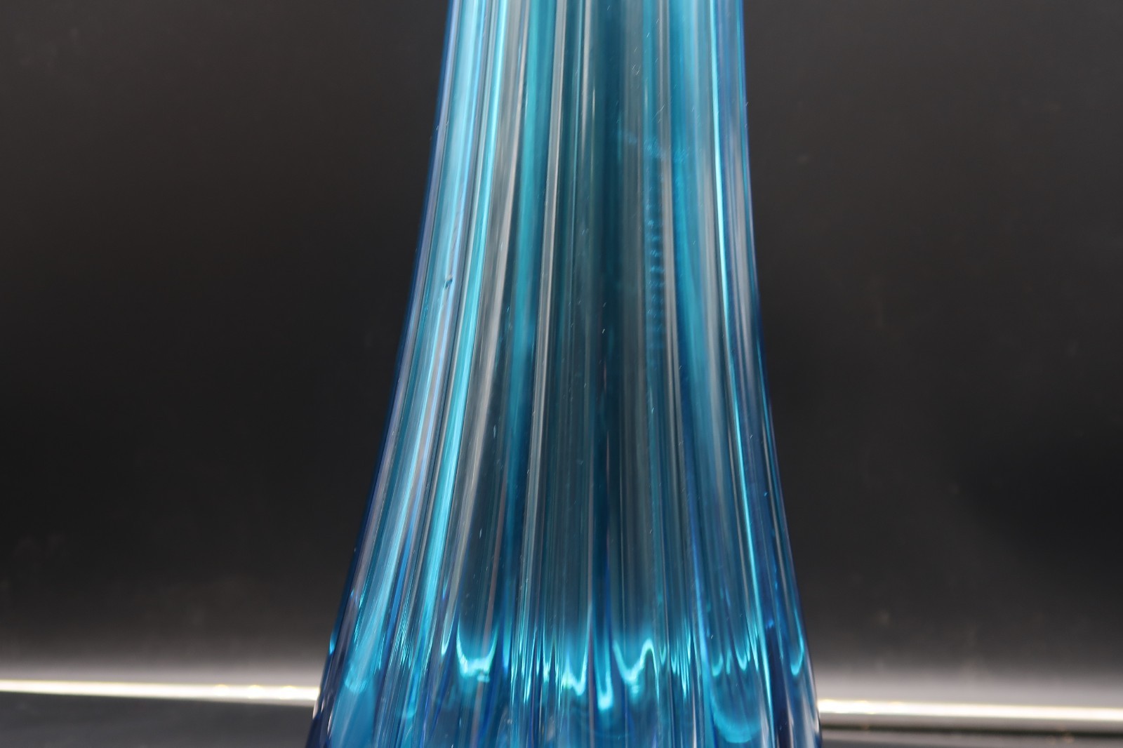 Vtg LE Smith Glass 25″ MCM Vase Simplicity Swung Blue Ribbed Fingered Tall Rare
