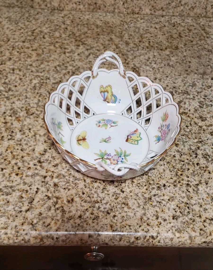 Herend Queen Victoria Weave Reticulated Basket Bowl 10” Hand Painted 7402/VBO