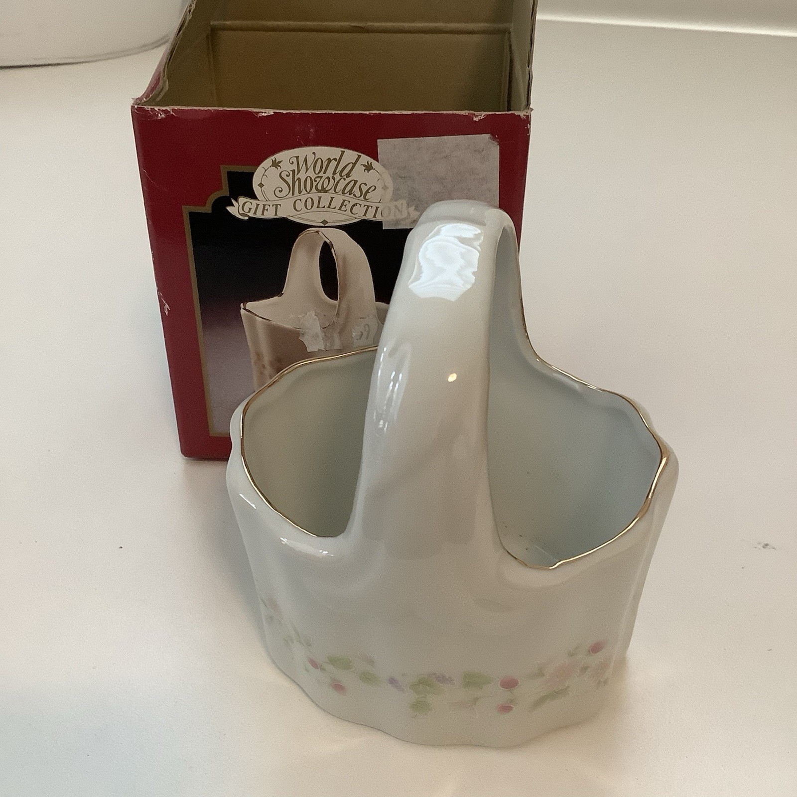 Vintage Jamestown China Porcelain Basket In Box
