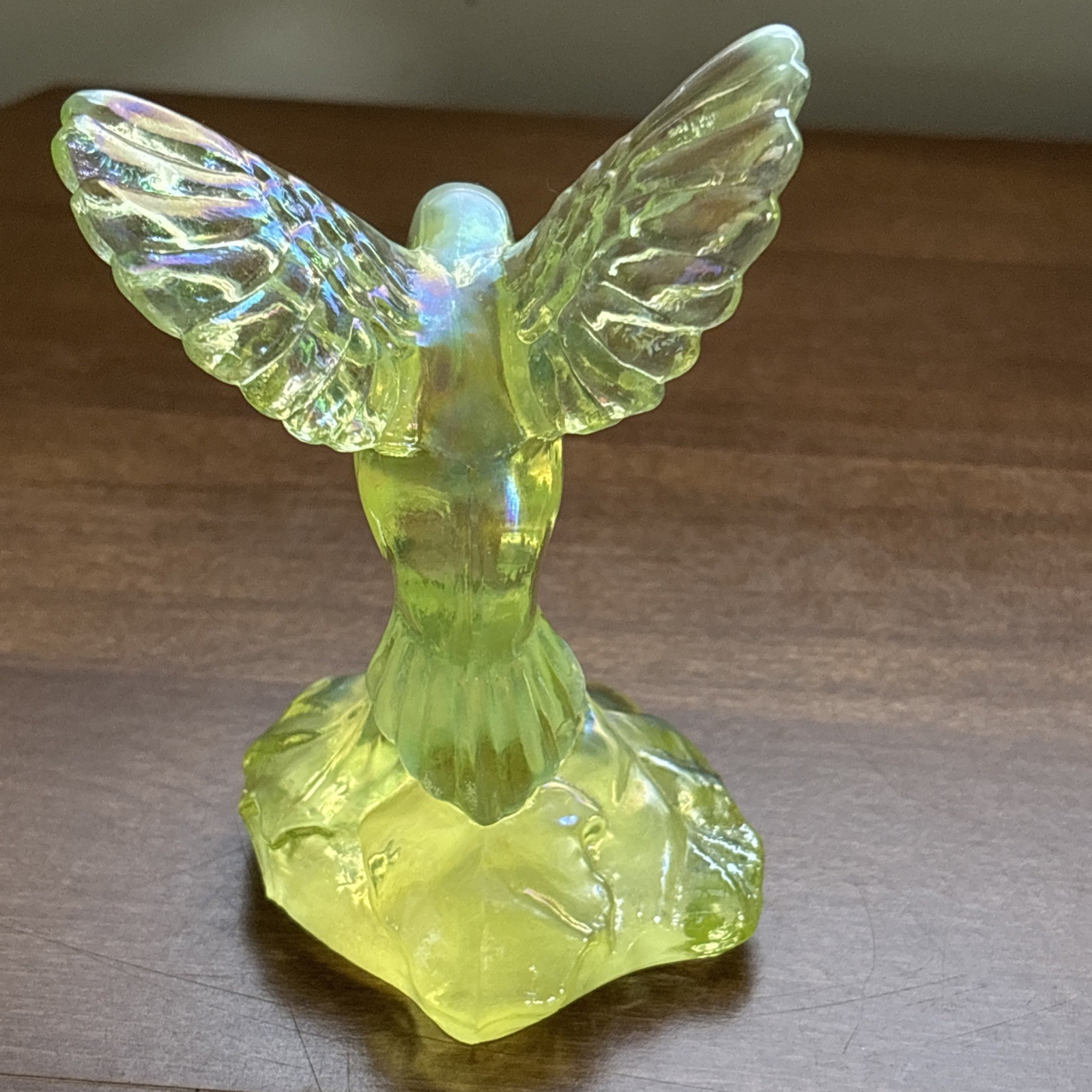 Fenton Topaz Opalescent Vaseline Glass Hummingbird Figurine 100 Years 2005 Glows