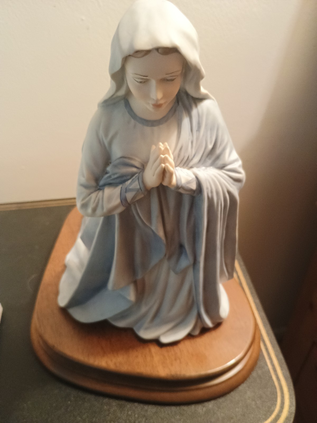 Vntg Capodimonte Sartori Signed Porcelain Madonna Statue 12″ Virgin Mary Italy