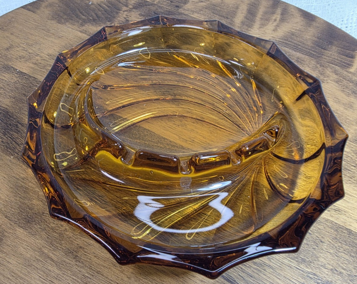 Vtg Viking Glass Amber Swirl Fantail Ashtray MCM Retro Decor Tobacciana 8″