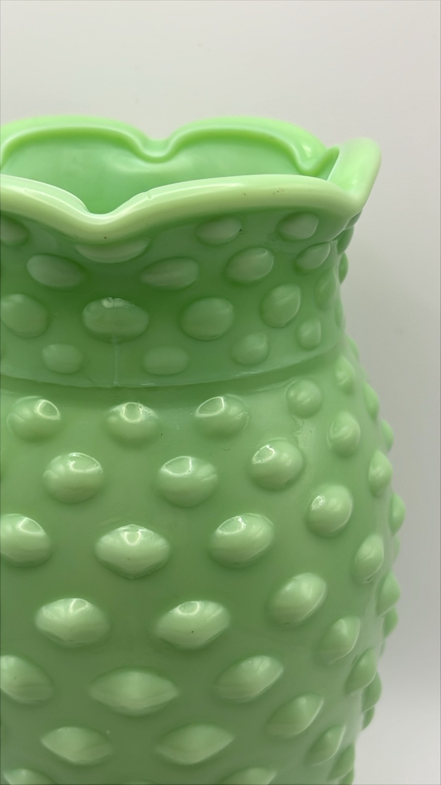 VTG Jadeite Green Glass Hobnail 8″ Vase Martha Stewart by Mail L.E. Smith EUC