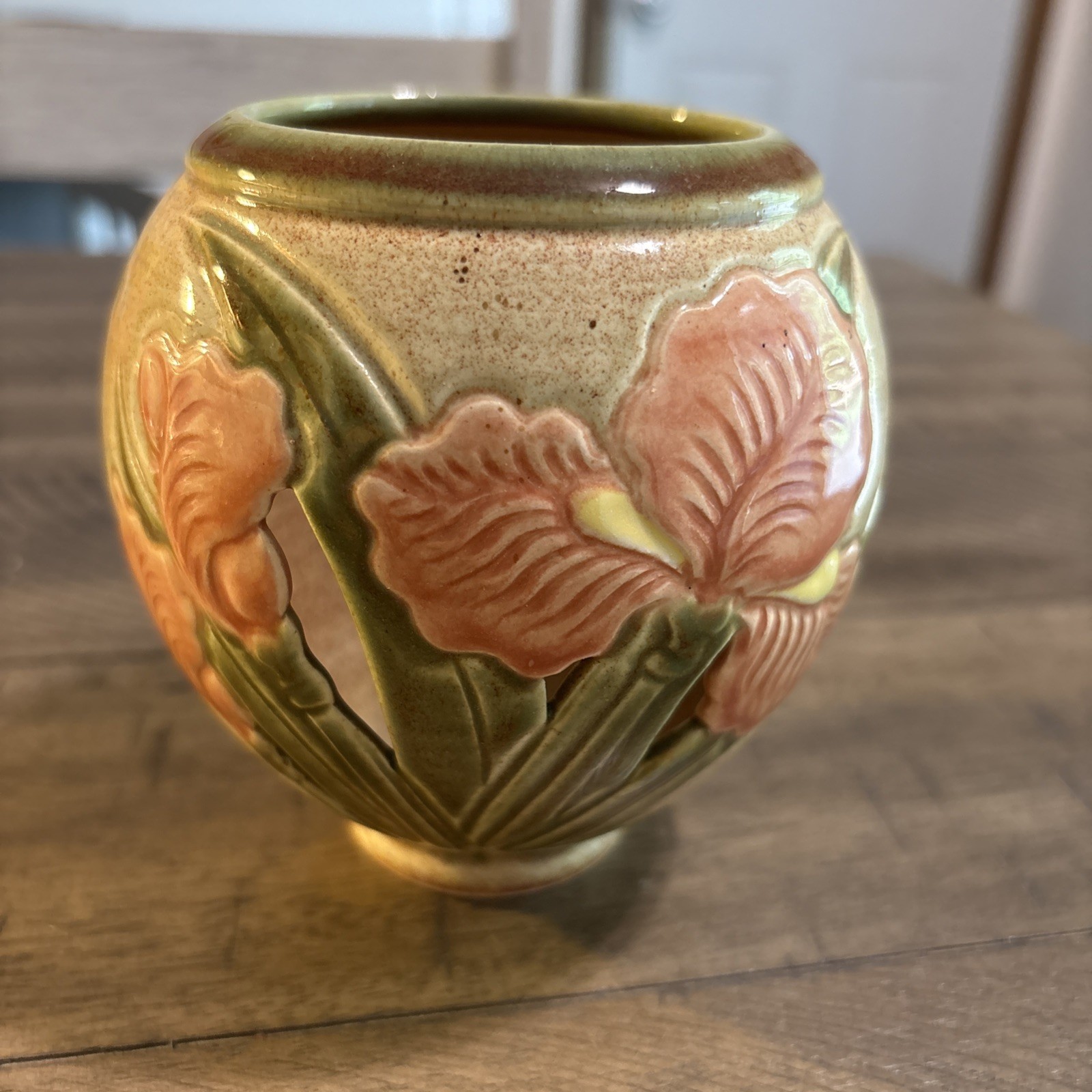 Art Pottery Signed Kathy Smallwood Reticulated Orchid Vase Peach