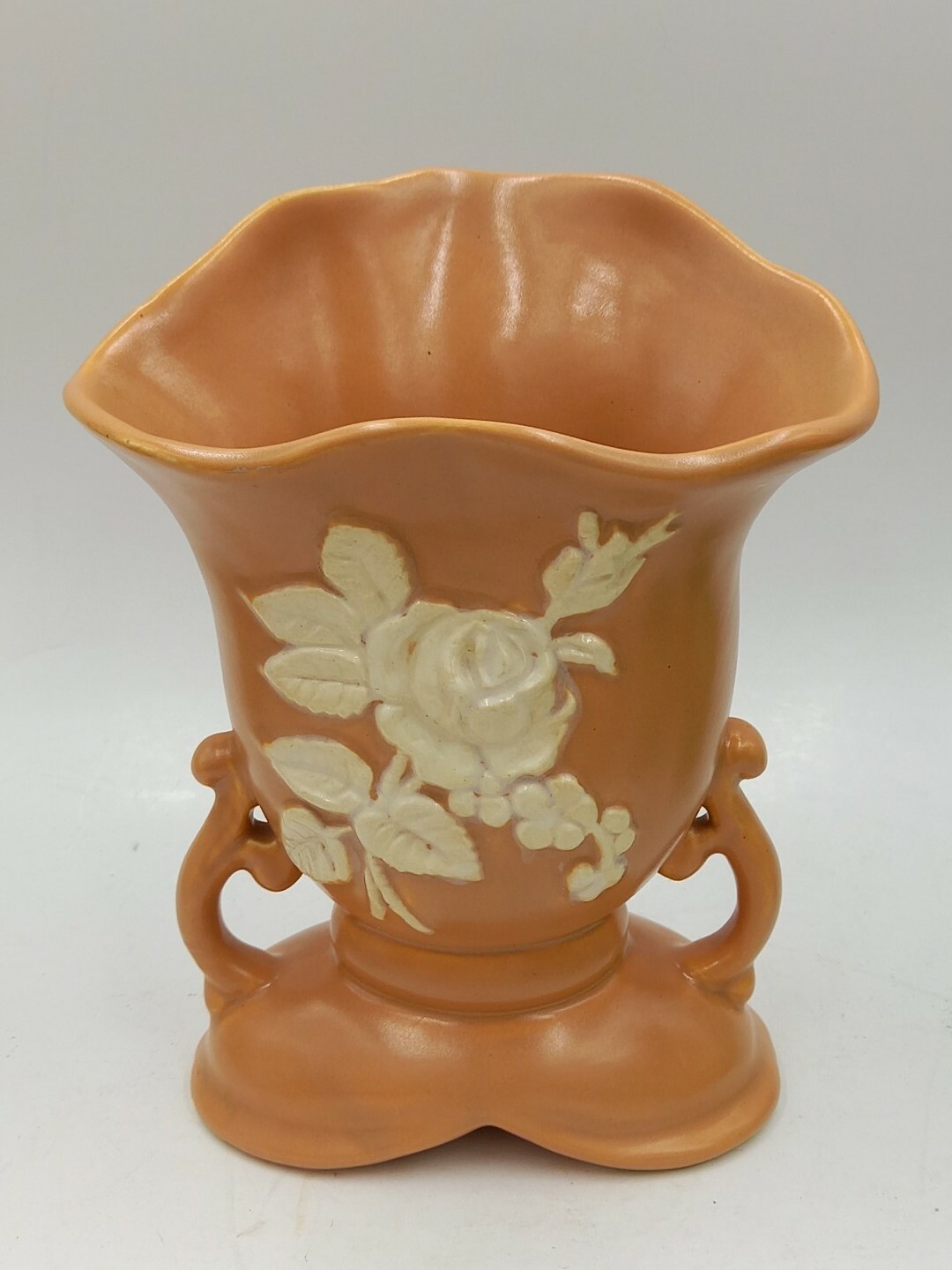 Vintage WELLER Art Pottery VASE Peach White Floral Cameo Relief Handles