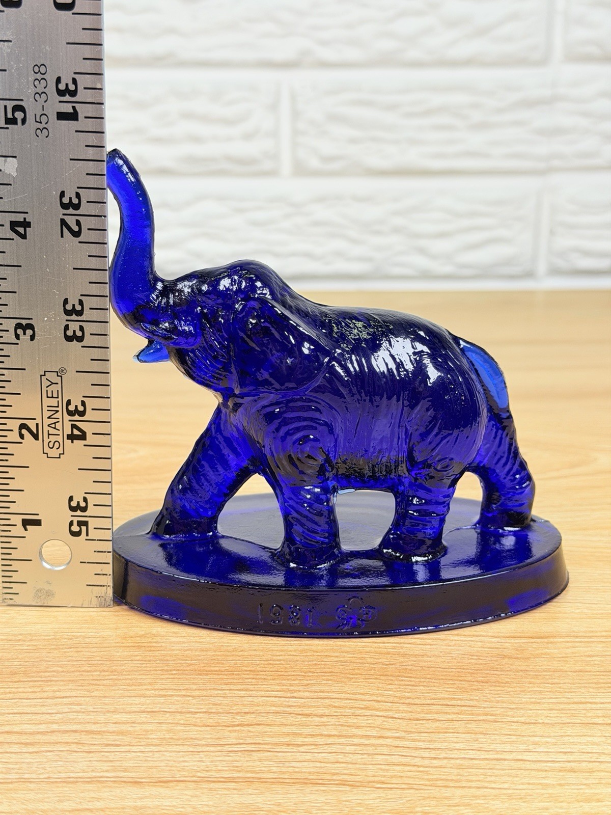 Vintage 1981 Signed Robert Henry Mosser Glass Cobalt Blue EUC Large