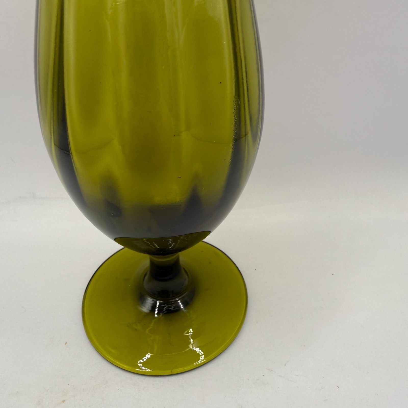 Vintage Empoli Glass Bud Vase Green Ribbed Swung 10″