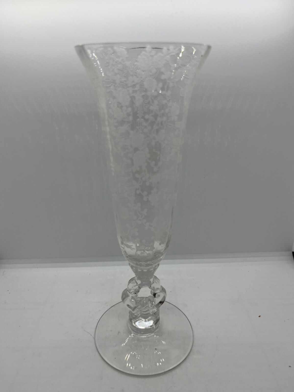 VTG Cambridge Crystal Rose Point Footed Keyhole Vase