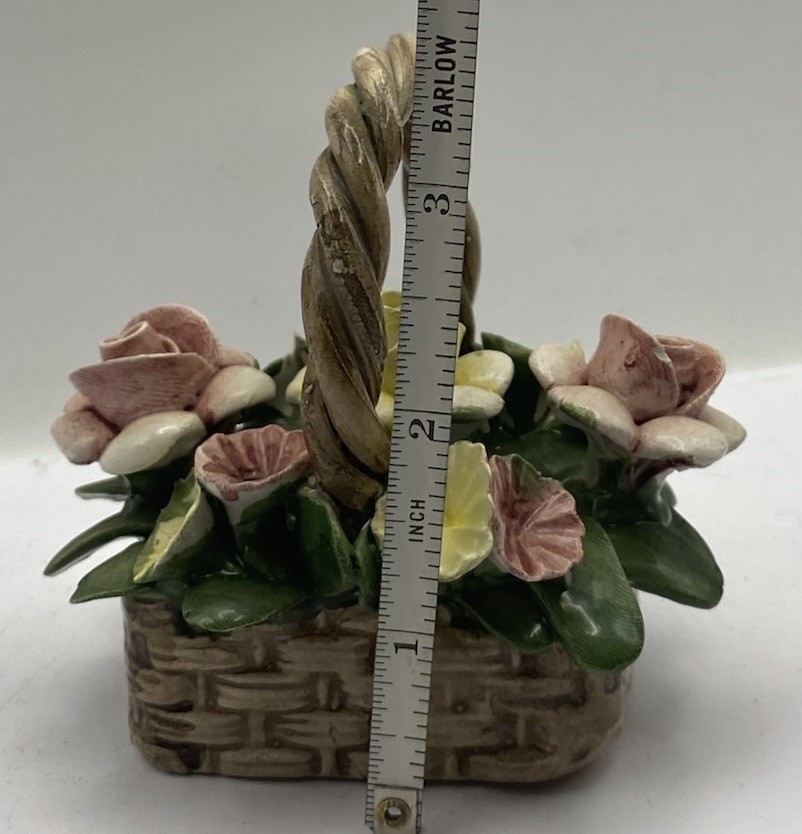 ANTIQUE Late 1700s Early 1800s NUOVA CAPODIMONTE PORCELAIN FLOWER BASKET ITALY