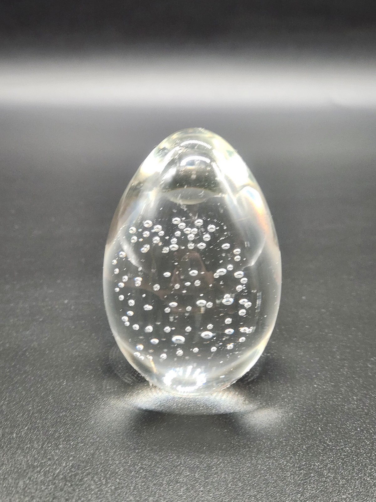Vintage Controlled Bubble Art Glass Egg Paperweight (4 inches tall)