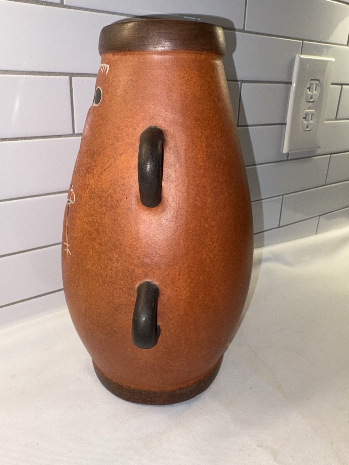 Vintage Native American Vase Arizona Art Pottery Indian 10 3/4” Tall
