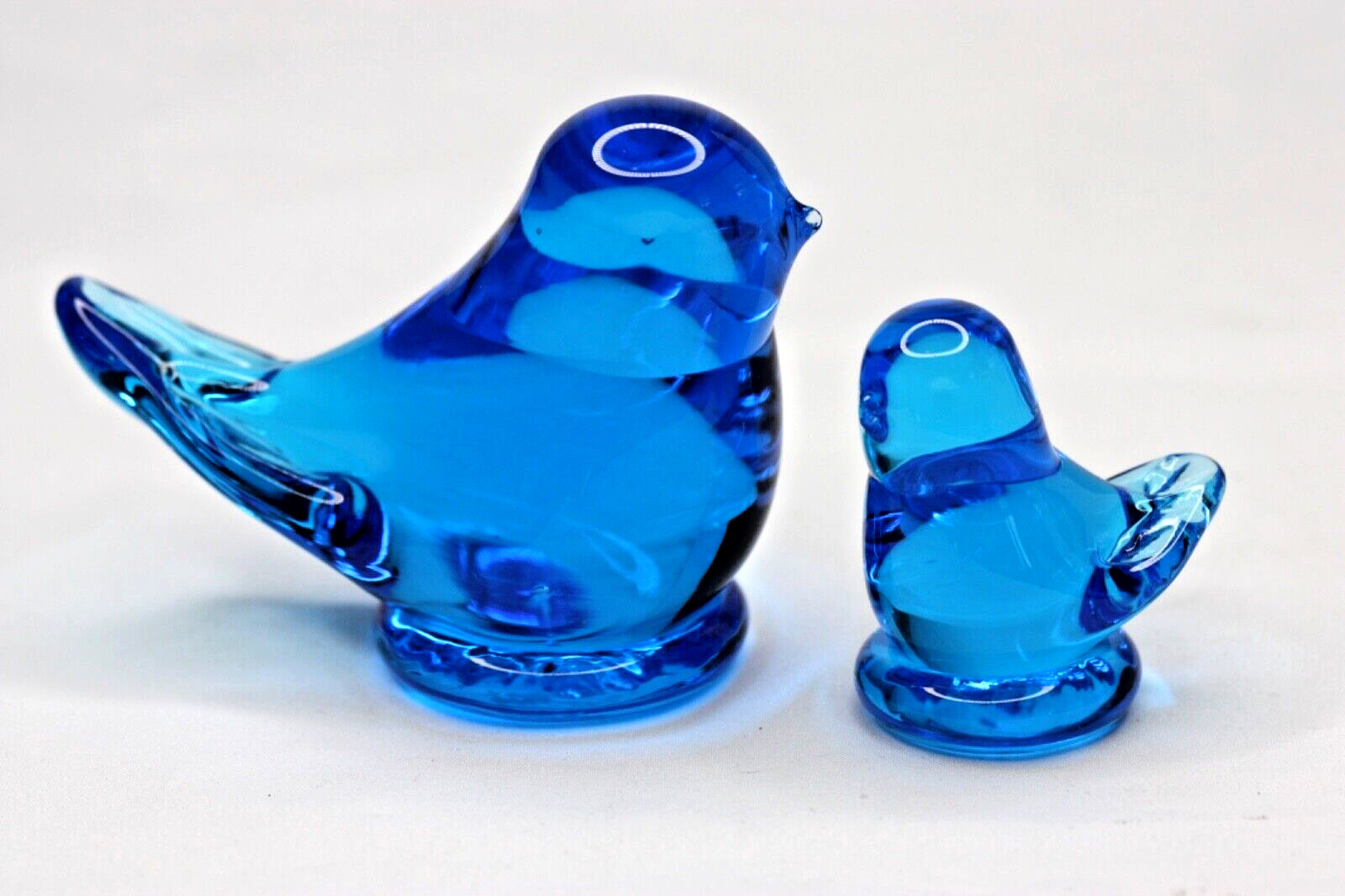 2 Blue Bird of Happiness Art Glass Figurines 2.5″ and 1.75″ Tall Byron Hicks