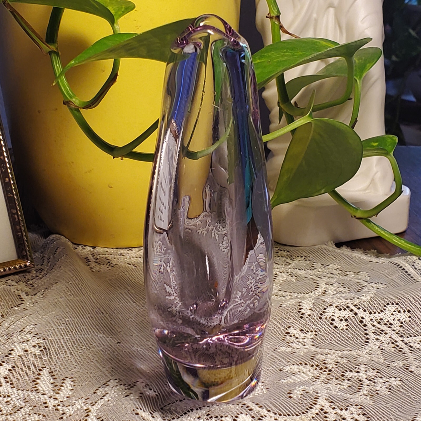 Art Glass Tear Drop Vase Lavender Etched w/ Our Lady of Medjugorje 5 1/4 inch