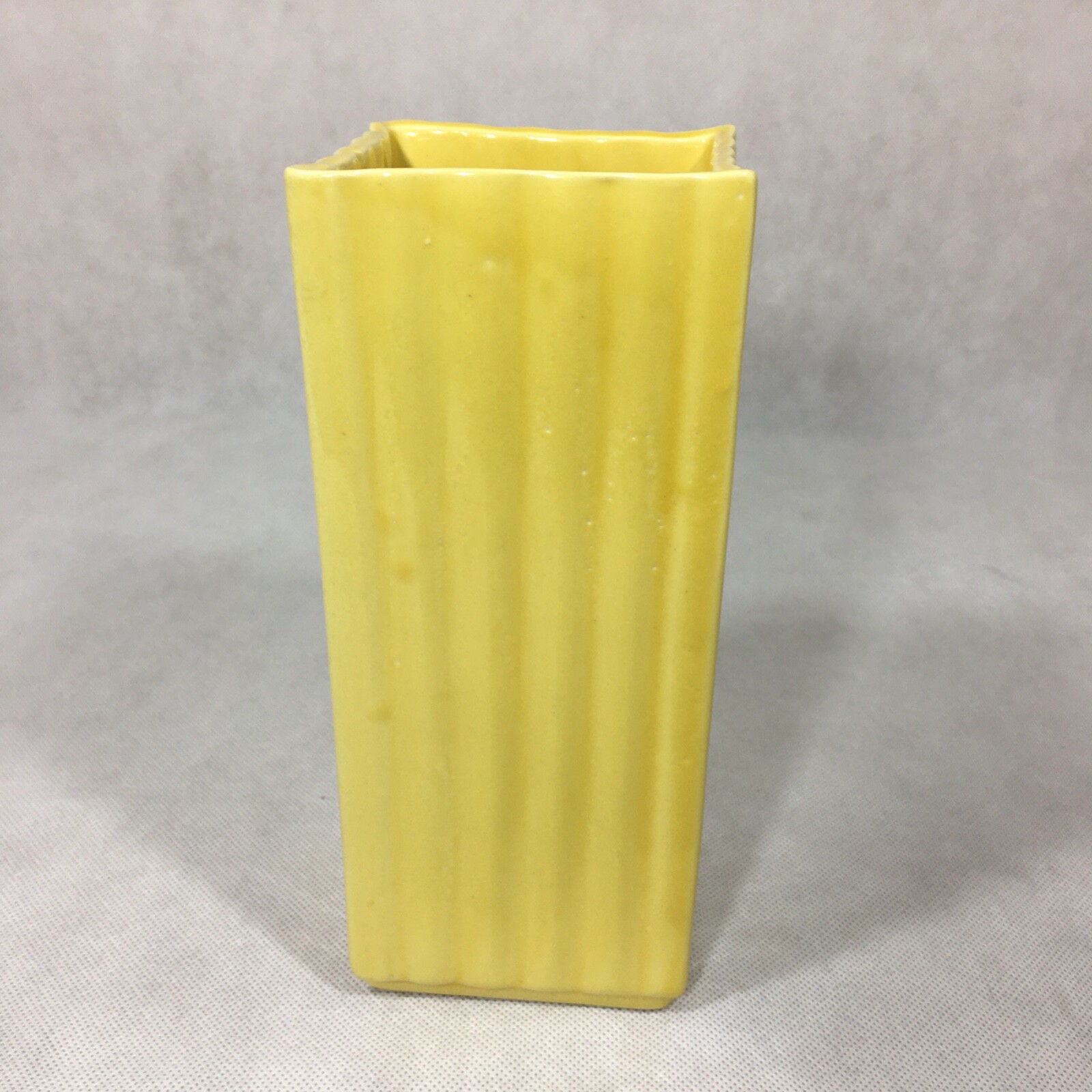 Vintage Art Deco Ceramic 9″ Vase Ribbed USA 0 23