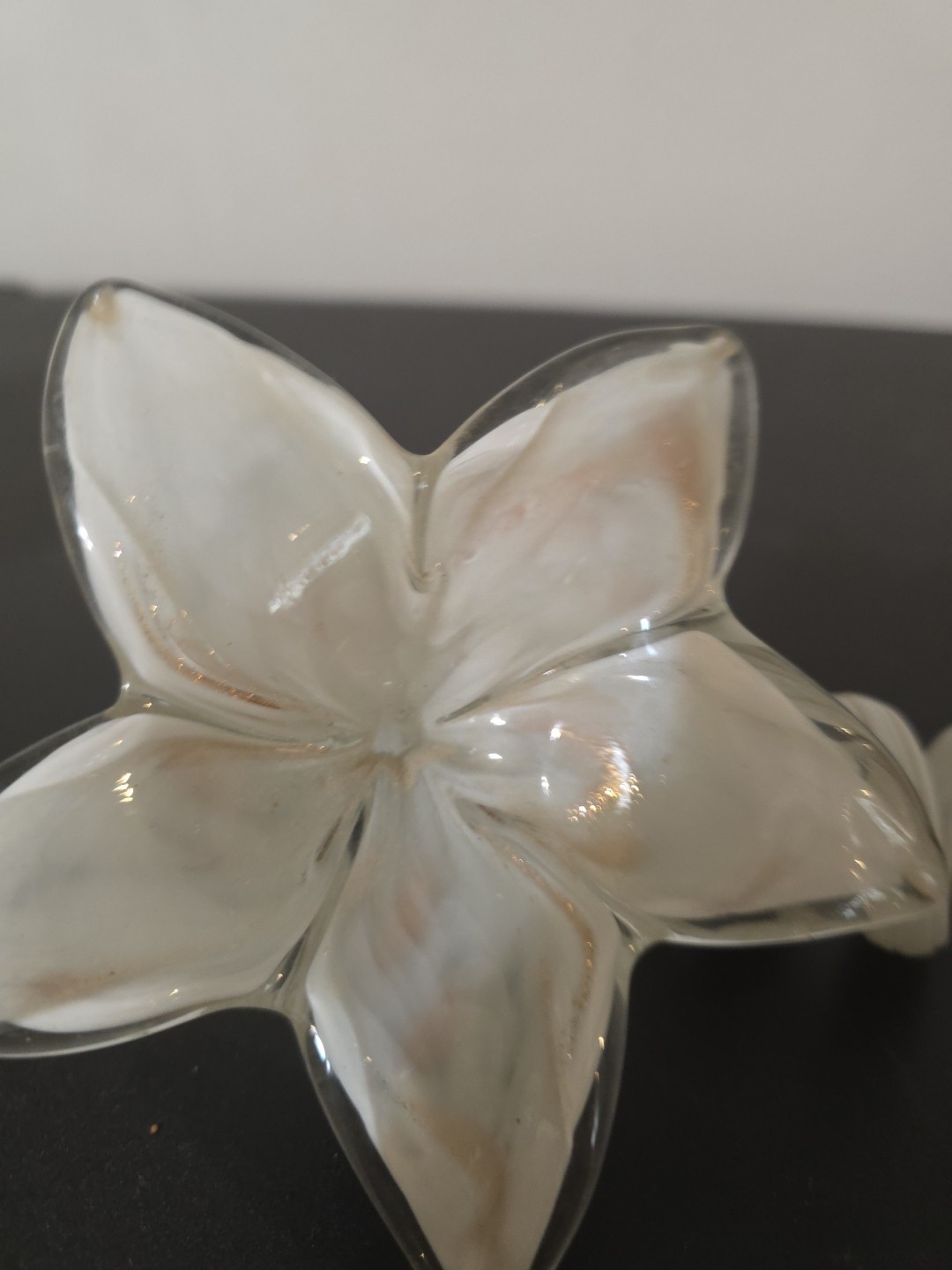 Art Glass Flower With 5 Petals