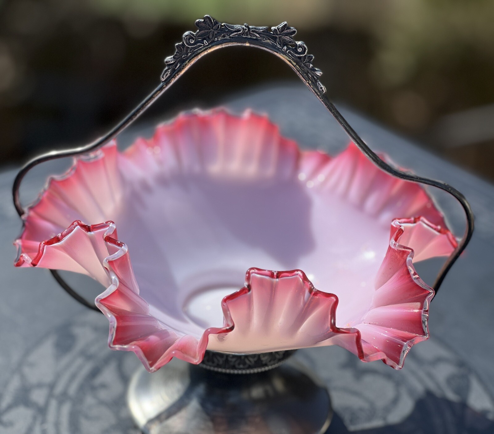 Antique Victorian Bride’s Basket Pink & White Ruffled Bowl Rockford Silverplate