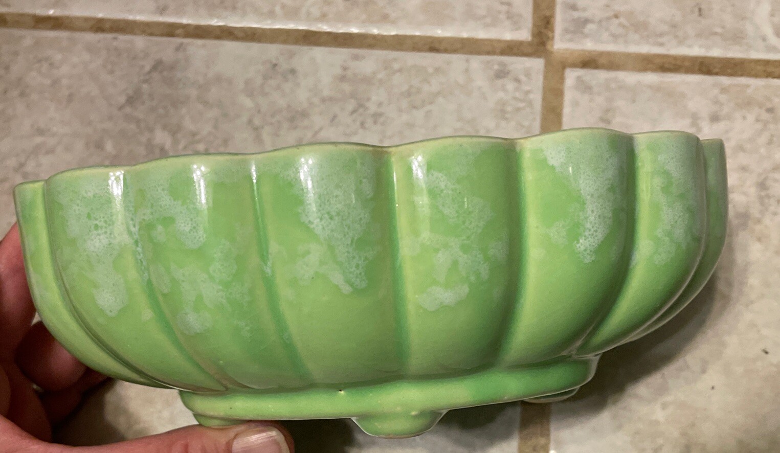 VTG USA Pottery 907 Footed Light Green Planter 7.5 Inch Long