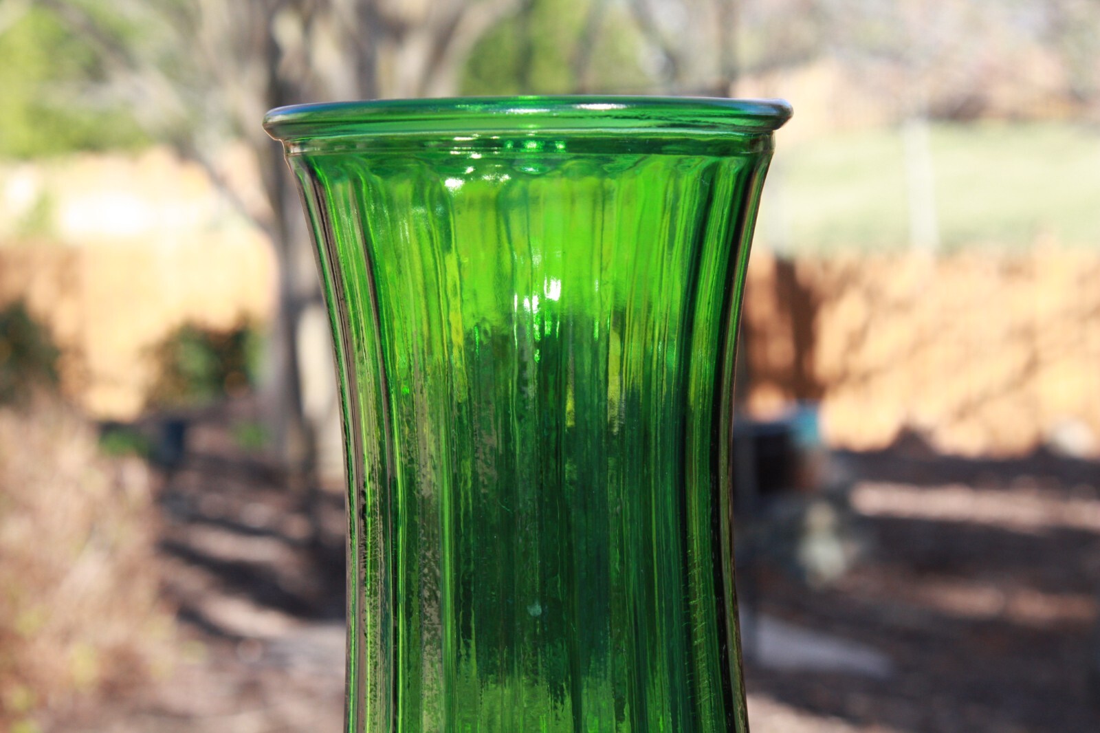Hoosier Emerald Green #4089-A Diamond Point Ribbed Vintage 9 5/8 Inch Vase