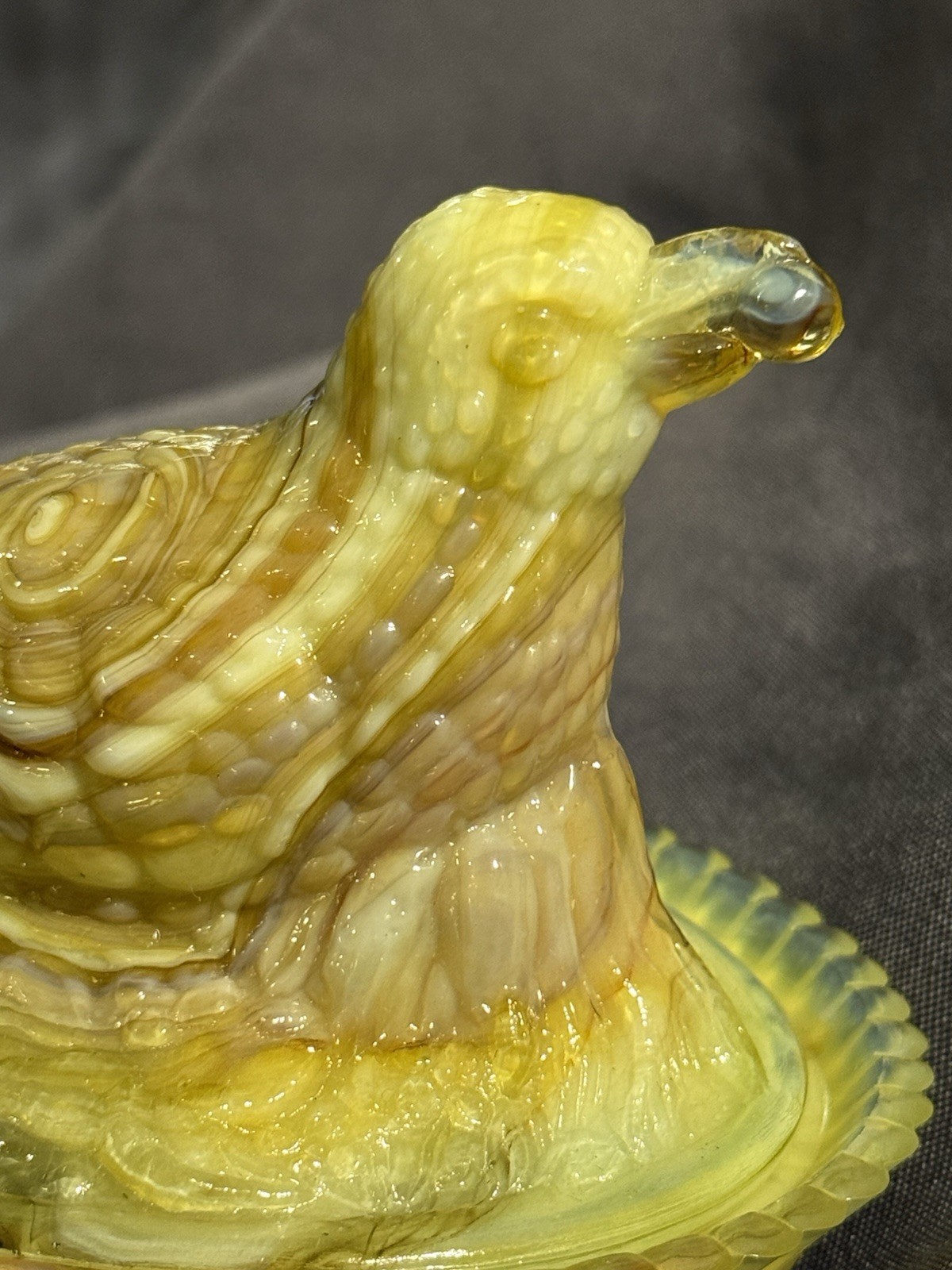 Vintage Yellow Slag Glass Nesting Robin Nest Bird & Berry Covered Dish