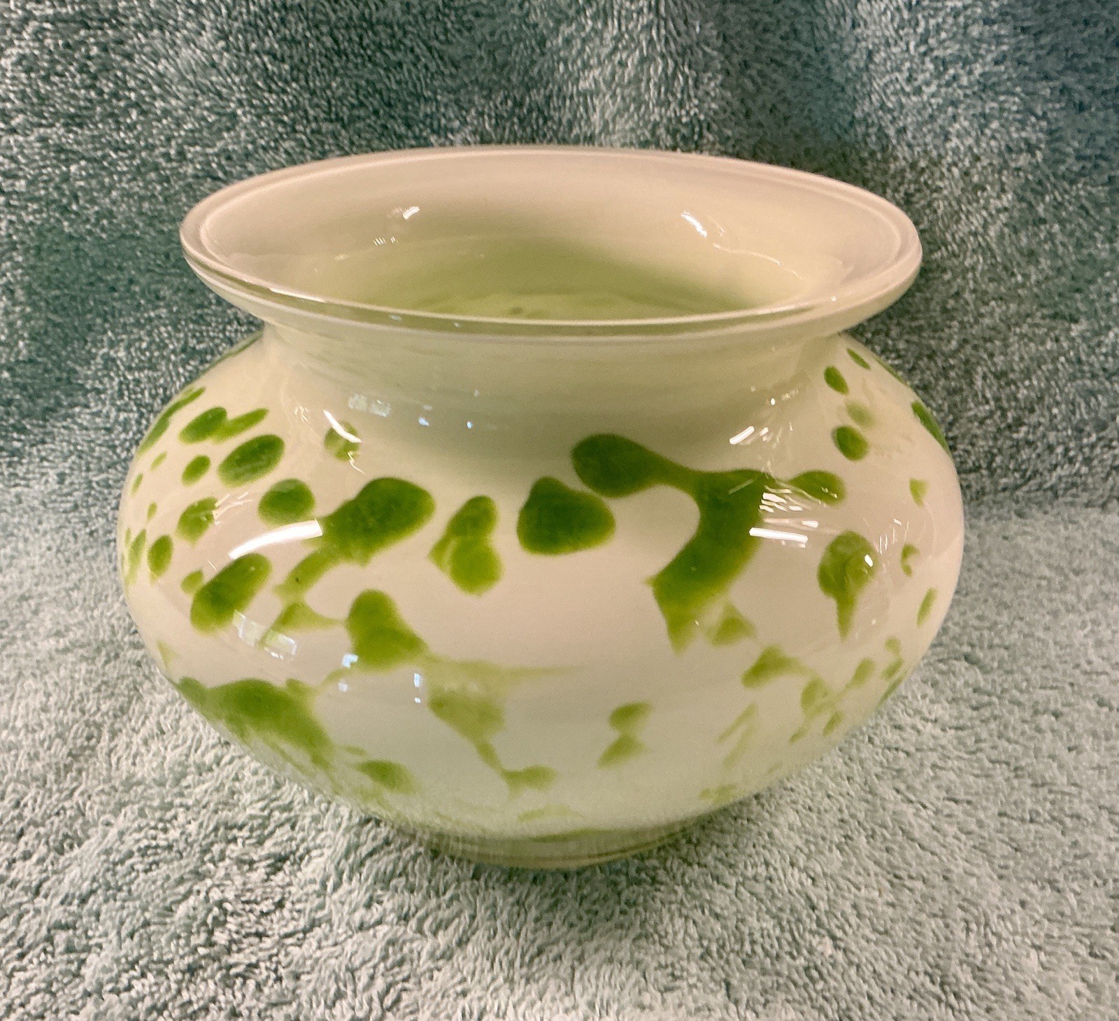 MCM Hand-blown Art Glass Vase w/Green Spatter Decoration on Cream